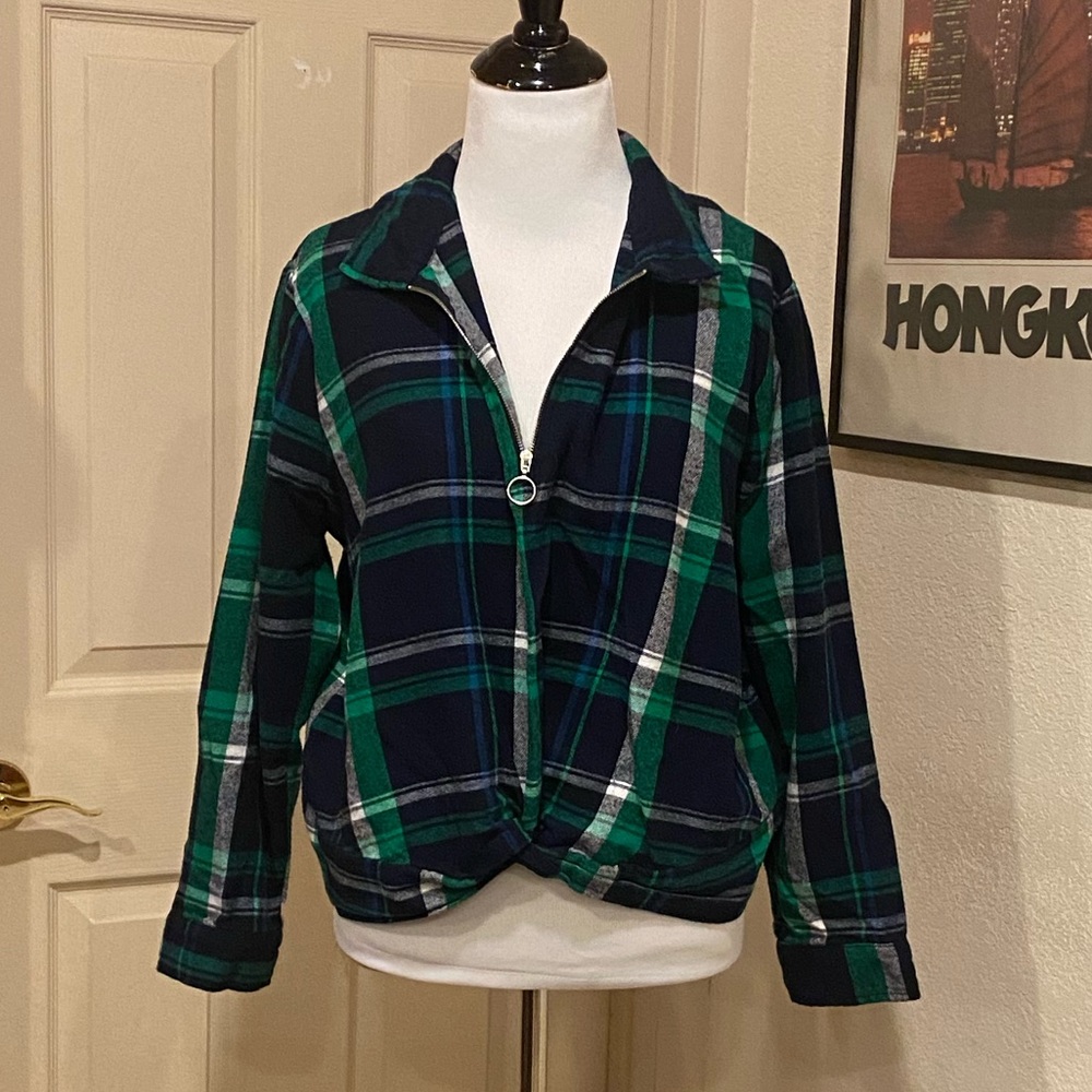 Green plaid flannel half zip - Picture 7 of 9